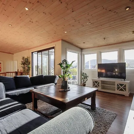 Penthouse - Spacious With Amazing Terrace 아파트