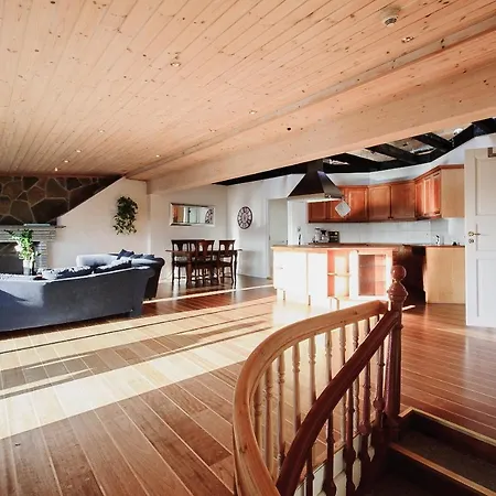 아파트 Penthouse - Spacious With Amazing Terrace 베르겐