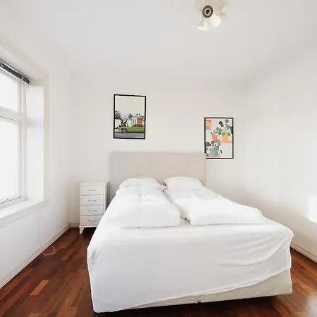 Penthouse - Spacious With Amazing Terrace 베르겐